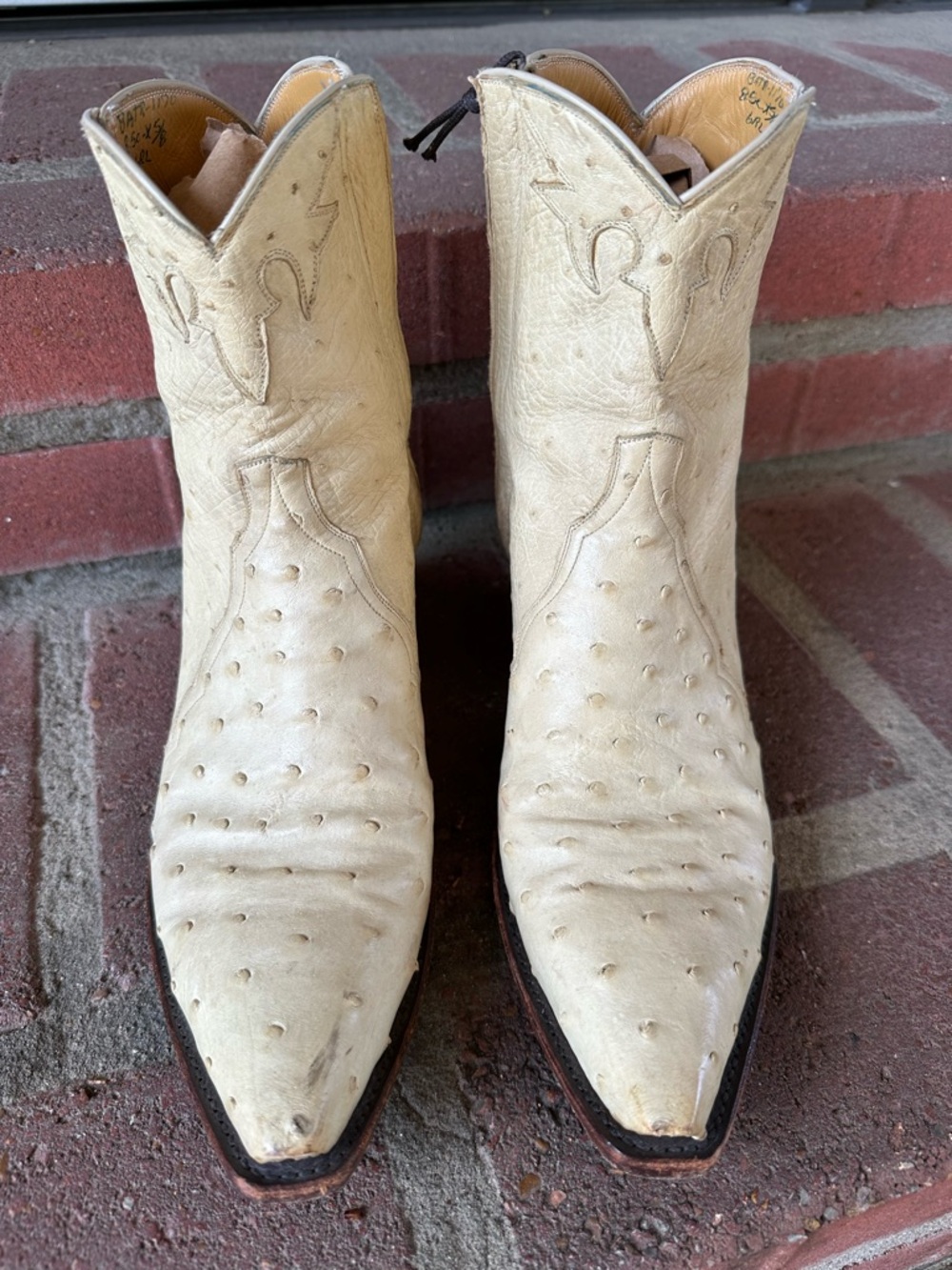 Back at the Ranch Cream Ostrich Ankle Western Cowgirl Boots 8.5